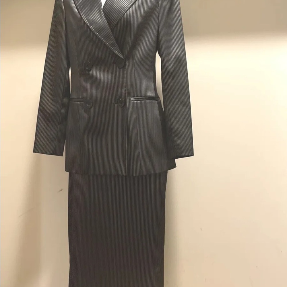 Vintage GIANFRANCO FERRE JEANS Jacket Skirt Pinstripe Suit Made in Italy S